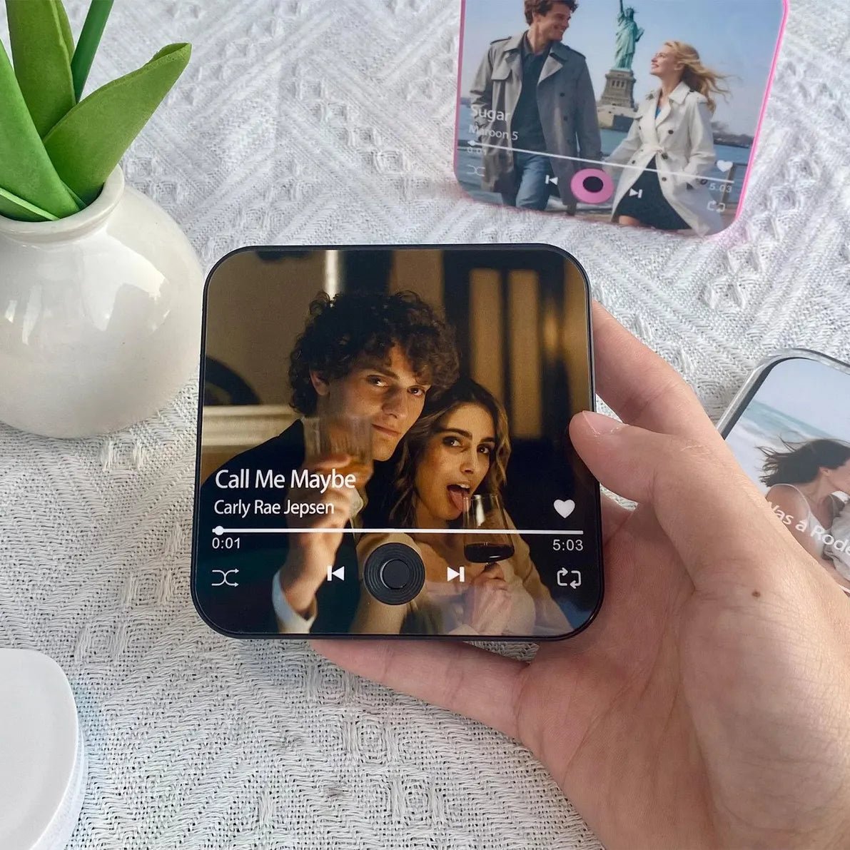 Personalized Musical Fridge Magnet - Plays Your Favorite Music - HUSTLEZY